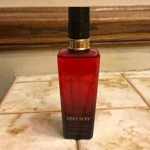 Very Sexy fragrance mist